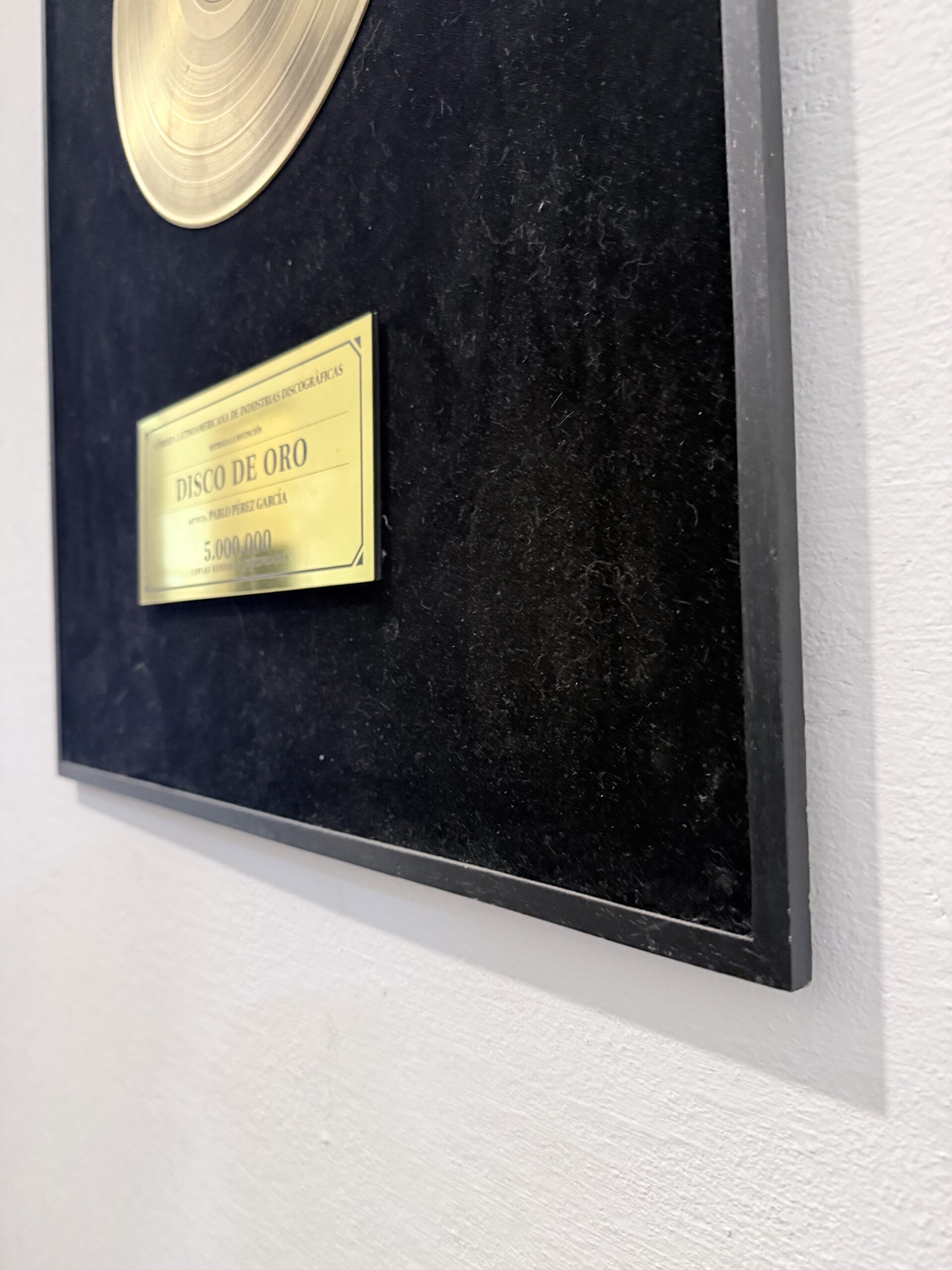 L136 - Discografica Oro - Imagen 2