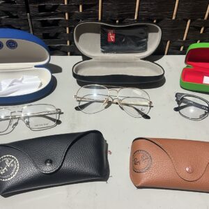 PD118 - estuches y lentes